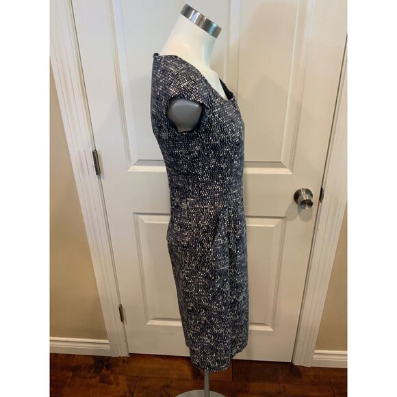 Weekend Max Mara Blue & White Speckled Cap Sleeve Fit & Flare Dress, Size 8 (US) - Picture 4 of 7